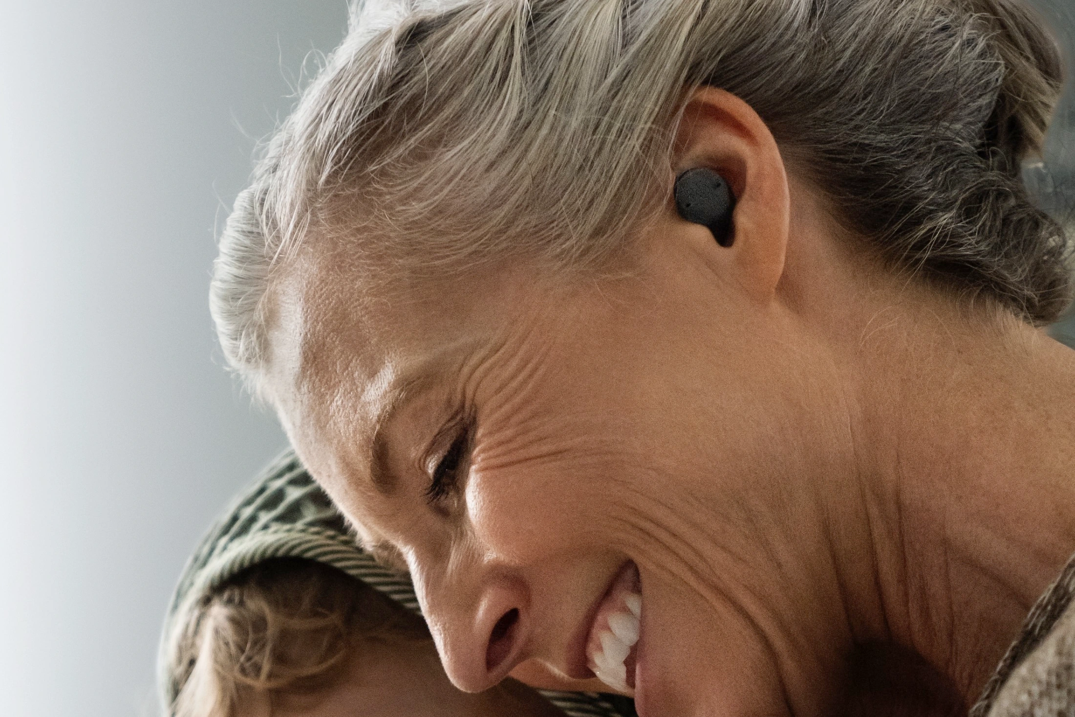 Sony in the ear hearing aid rechargeable