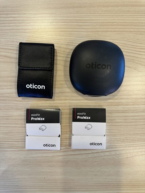 Used Oticon More 1 miniRITE R Hearing Aids - Image 2