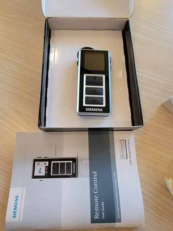 Used Siemens Signia easyPocket 2 remote control for older siemens and signia hearing aids