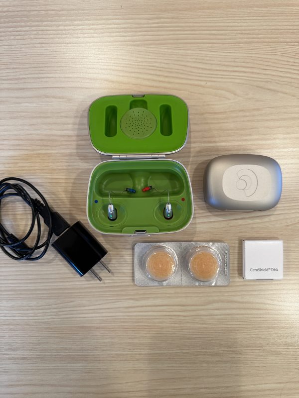 used phonak audeo p-90 hearing aids with charger and more