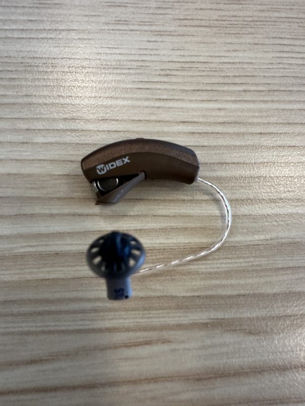 used widex moment 440 ric 10 left ear only hearing aid