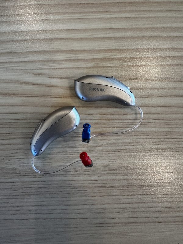 used phonak hearing aids champagne pair of phonak audeo lumity hearing aids