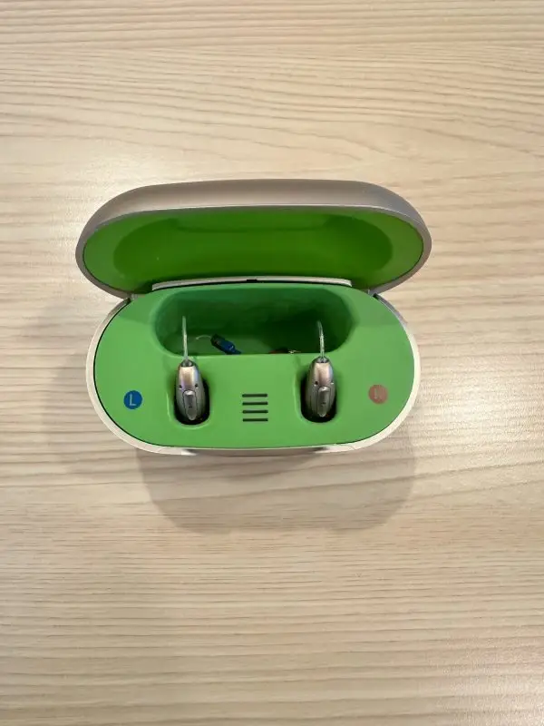 Used Pair of Phonak Audeo L90-RL Hearing Aids - Image 2