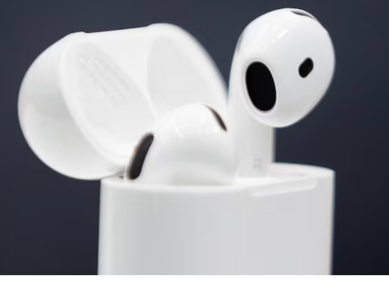 Apple Airpod hearing aid OTC