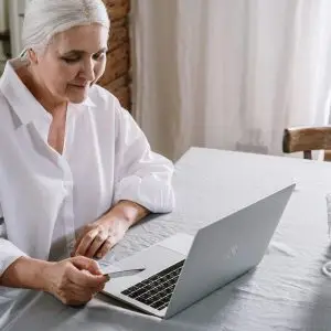 Buying Hearing Aids Online Is Safer Than Ever – Here’s What You Need to Know