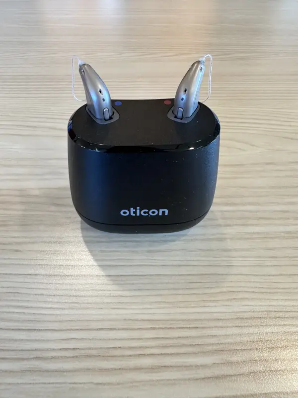 Used Oticon Intent 3 miniRITE R Hearing Aids - Image 2
