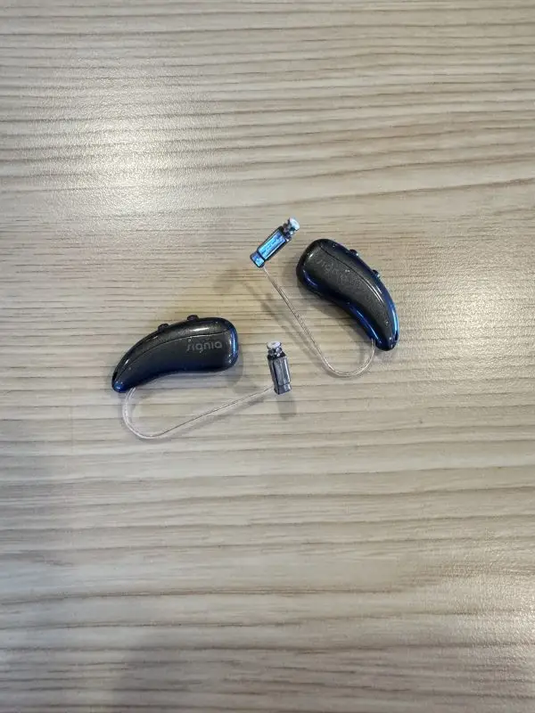 Used Signia Pure Charge&Go 7IX Hearing Aids - Image 4
