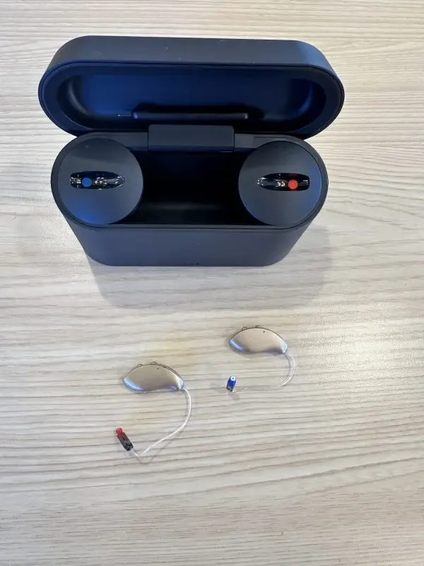 Used Starkey Genesis AI 16 RIC RT Hearing Aids - Image 5